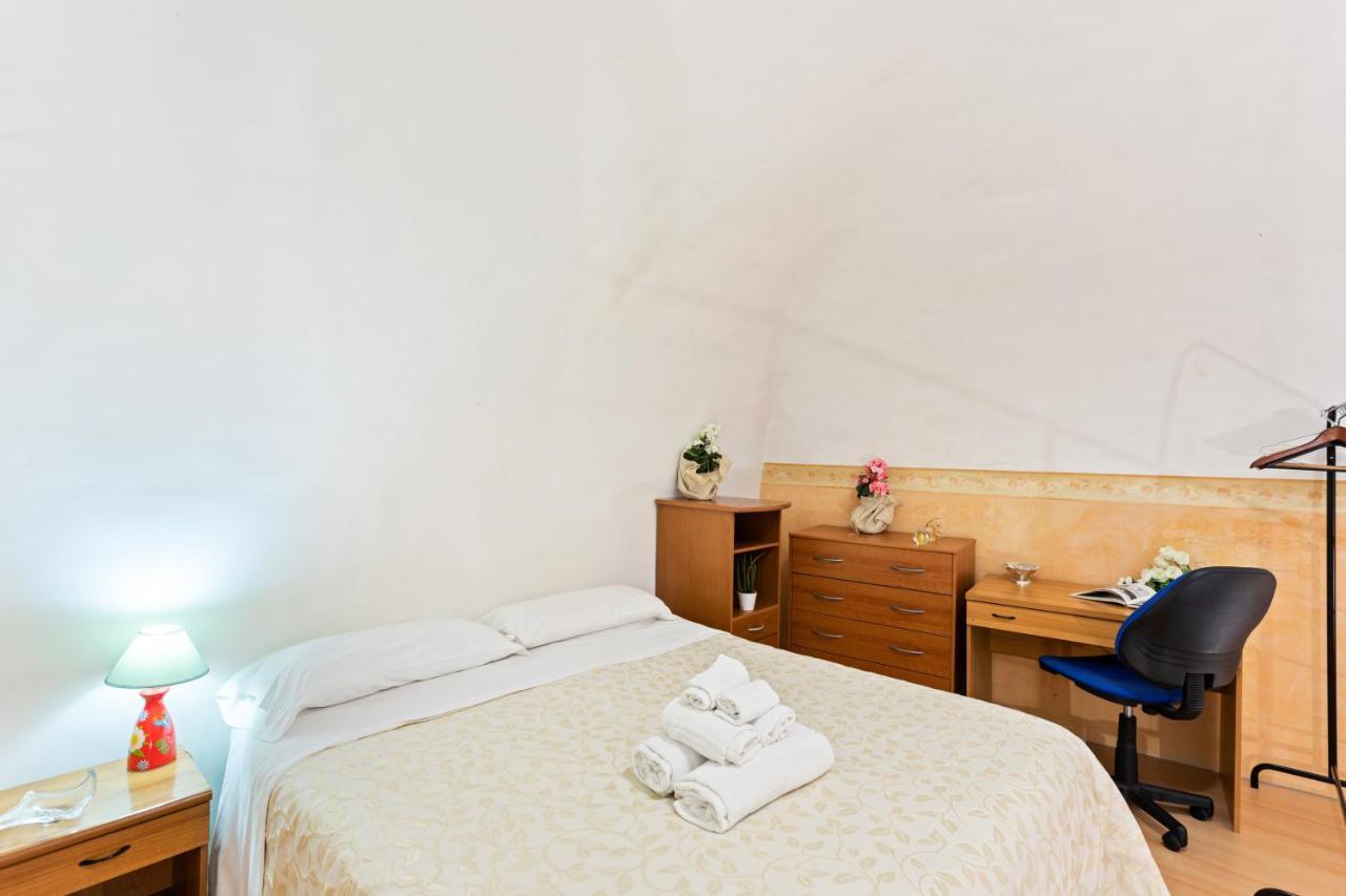 Castello Ursino Balcony Apartment Aeroporto di Catania Fontana Rossa Esterno foto