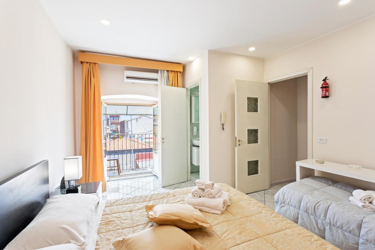 Castello Ursino Balcony Apartment Aeroporto di Catania Fontana Rossa Esterno foto
